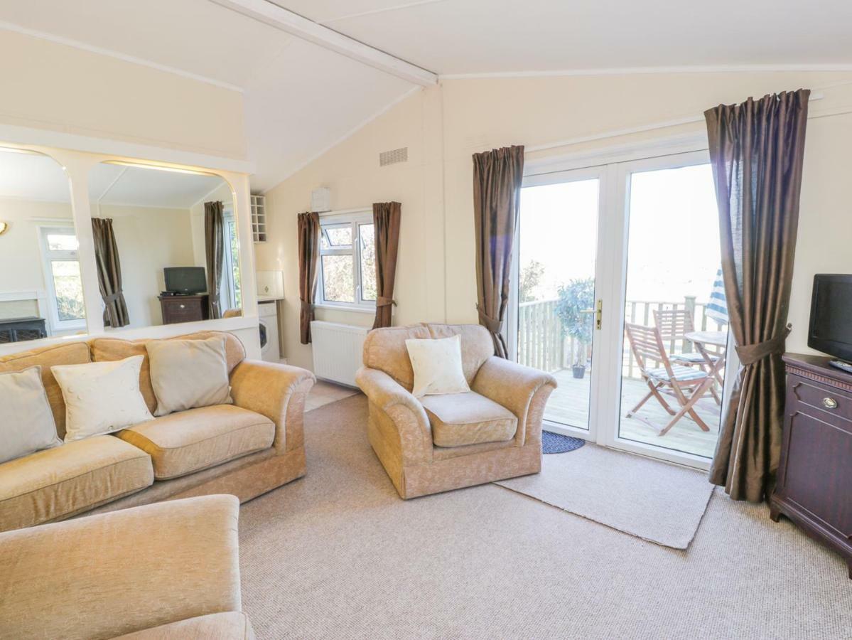 Caban Y Felin Villa Holyhead Exteriör bild